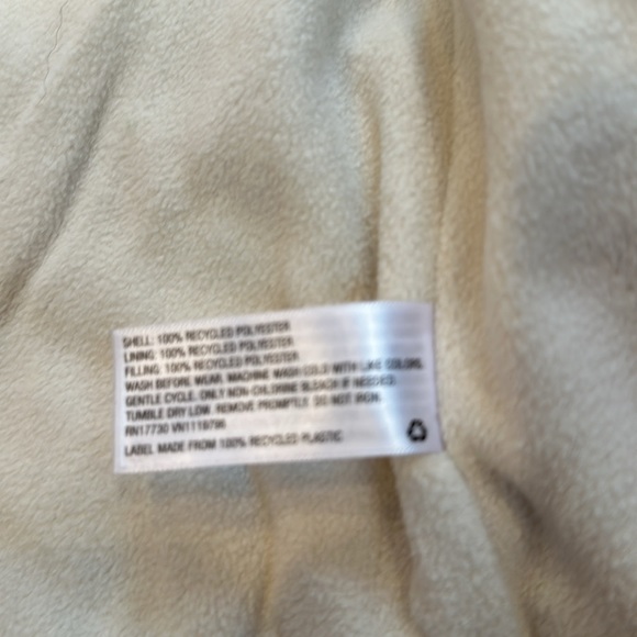 Cat & Jack 4t adorable coat in coral orange-pink or peach color - Picture 9 of 9